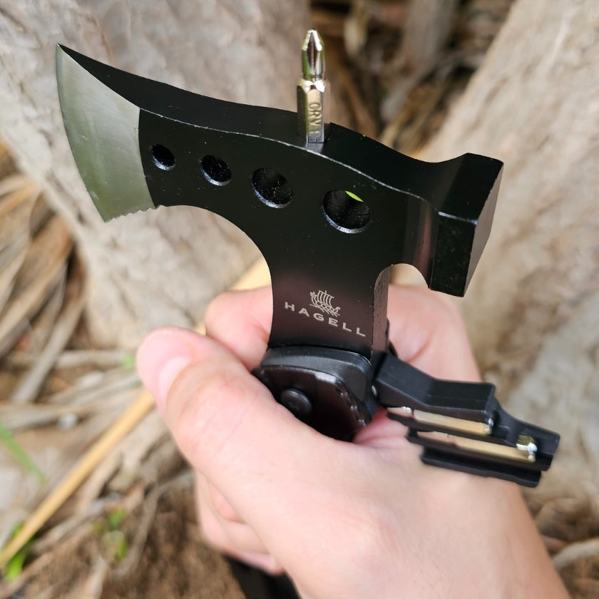 Hagell Multitool Axe